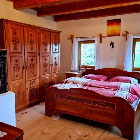 Turisticna Kmetija Hisa Ob Gozdu Pri Ptuju