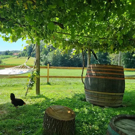 Turisticna Kmetija Hisa Ob Gozdu Pri Ptuju