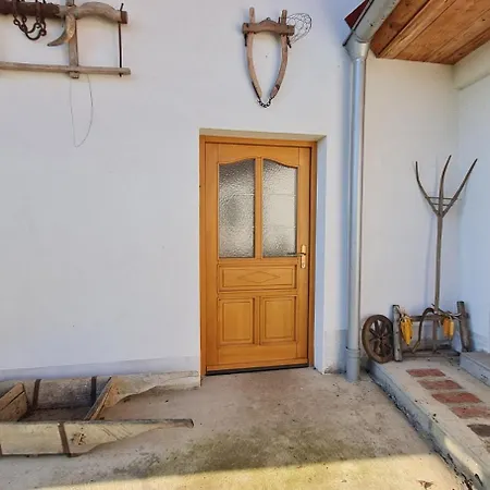 Turisticna Kmetija Hisa Ob Gozdu Pri Ptuju Ptuj