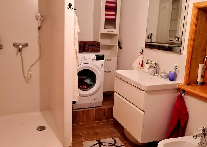 Semesterbostad Turisticna Kmetija Hisa Ob Gozdu Pri Ptuju Ptuj