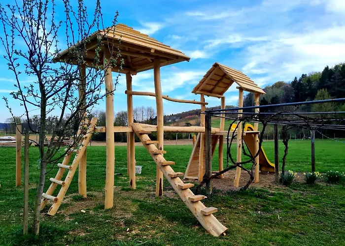 Turisticna Kmetija Hisa Ob Gozdu Pri Ptuju *