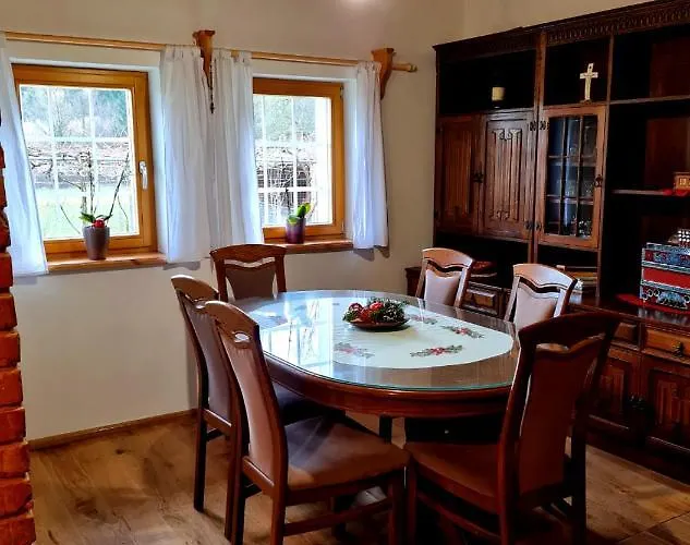 Turisticna Kmetija Hisa Ob Gozdu Pri Ptuju Semesterbostad Ptuj