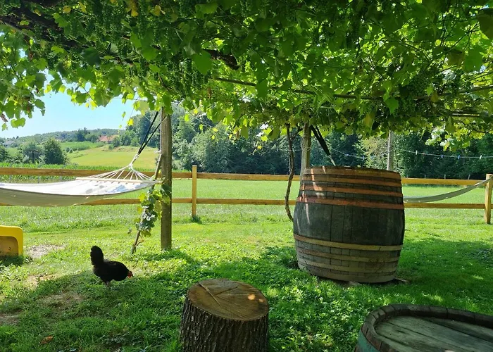 Turisticna Kmetija Hisa Ob Gozdu Pri Ptuju